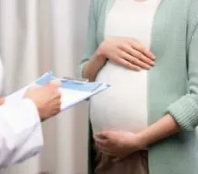 别被三代试管包成功话术带偏，移植前先把内膜、胚胎报告和收费问清楚