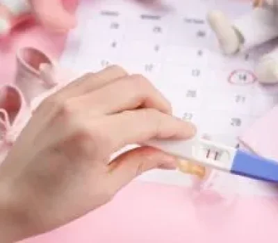 培养液越贵胚胎越好吗，关键在于稳定可控的实验室环境