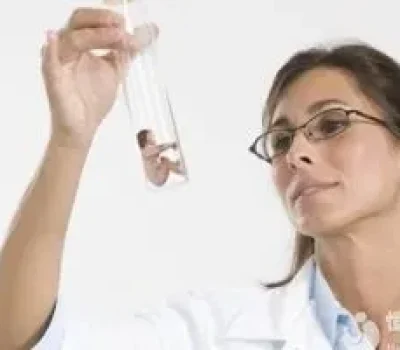 试管婴儿不是妻子的独角戏，男人别把责任推到取精那一步